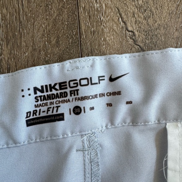 Nike Golf Shorts. Grey, men’s size 38. Excellent, like new, condition! - Picture 4 of 7